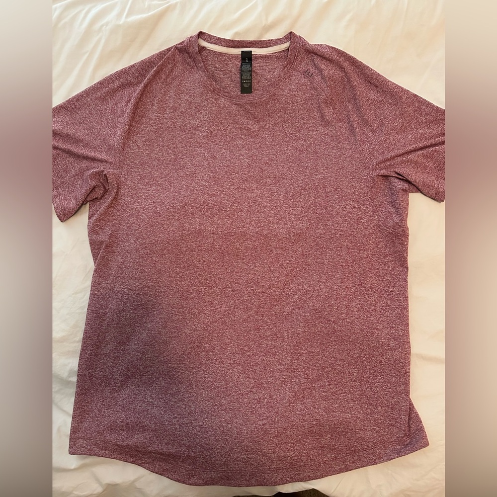 Men’s Lulu Lemon License to Train Short Sleeve